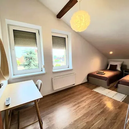 Cozy Apartament Country 6Persons Close To Airport Krakau Exterior foto