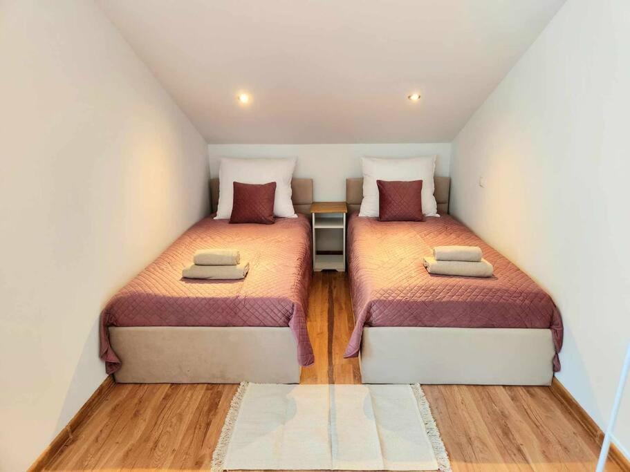 Cozy Country 6persons Close To Airport Apartment *